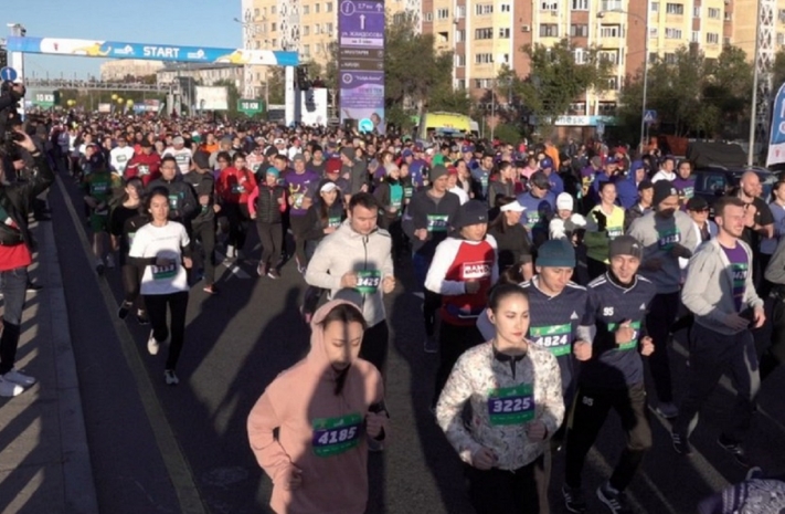 5000 спортсменов-любителей финишировали на Алматинском полумарафоне