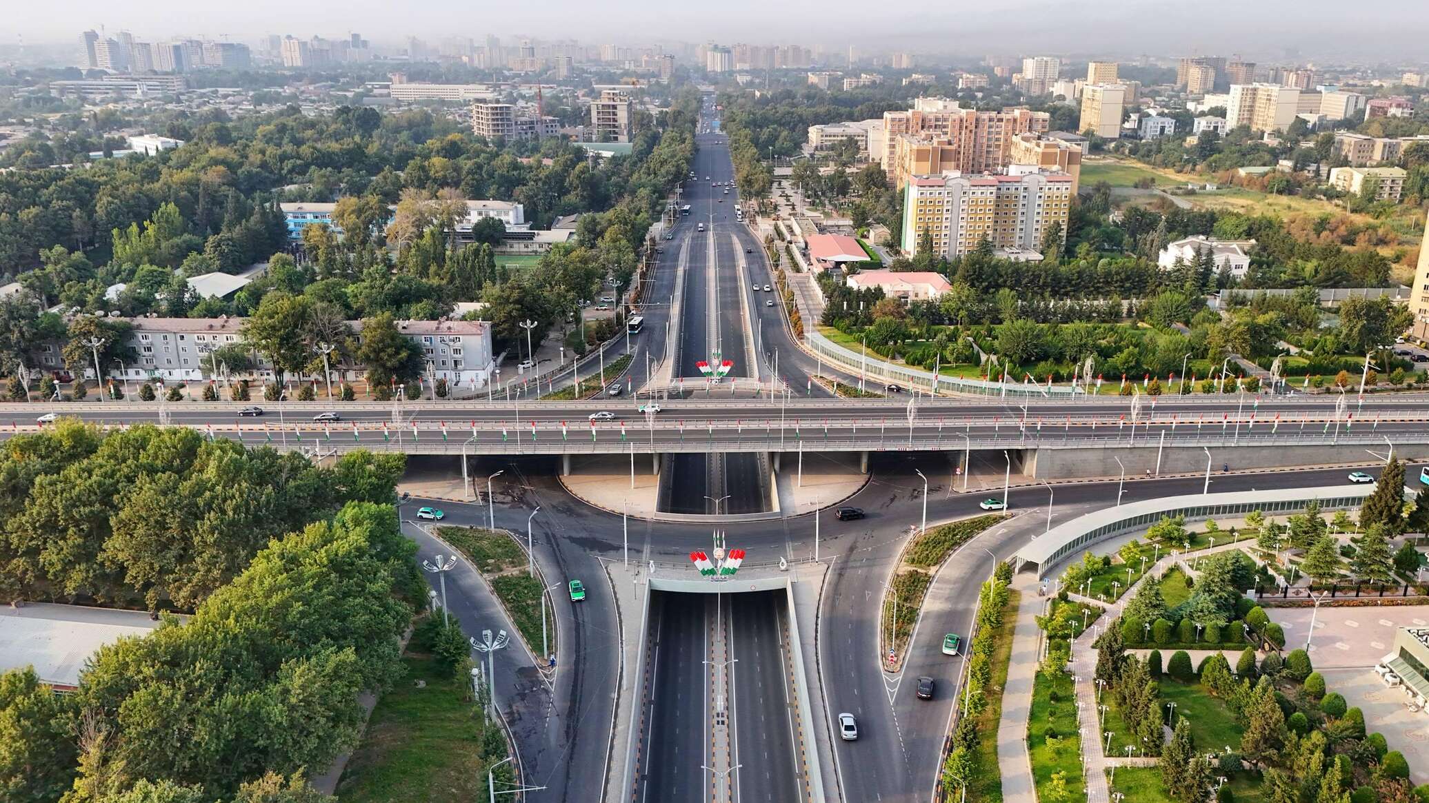 Власти возьмут под контроль въезд и выезд автотранспорта в Душанбе