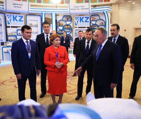 Назарбаев Касымбеку: «Хорошо, давай дальше»