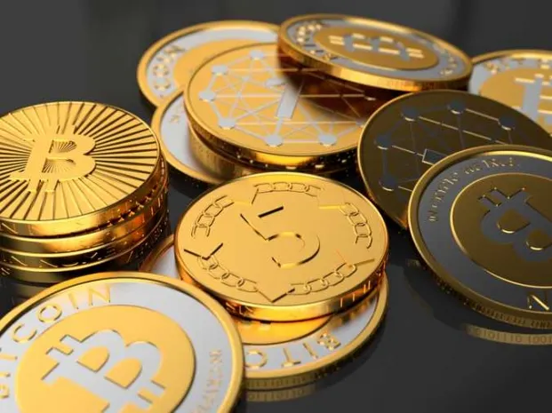 Биткойн подешевел на 25% за три дня