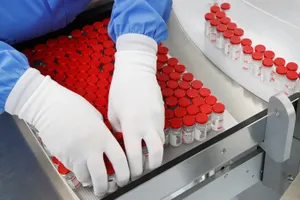 В вакцине от COVID-19 содержится вирус Эбола – фейк