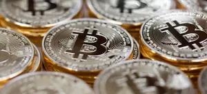 Курс биткоина упал ниже 8,5 тысяч долларов