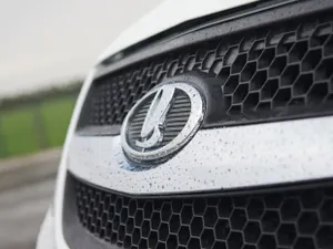 Стартовал выпуск хетчбэка Lada Granta