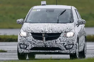 Opel вывел на тесты новую модель