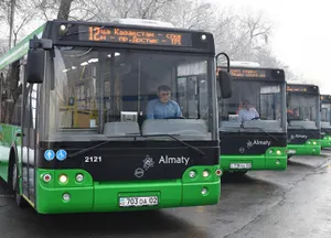 200 новых автобусов на газе закупят в Алматы