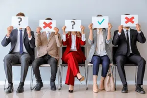Сколько казахстанцев работают не по профессии