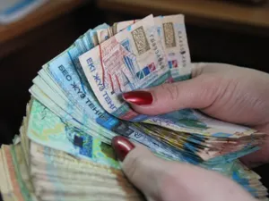 В Шымкенте судоисполнитель не стал работать без ста тысяч