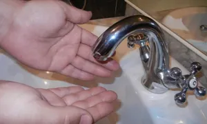 В Алматы остались без воды школа и детский сад