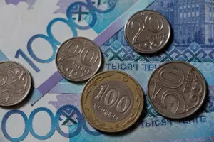 Пенсии двух миллионов казахстанцев пересчитают в 2017 году