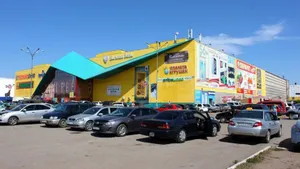 На парковке ТЦ в Караганде нашли труп