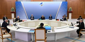 Лидеры стран ЕАЭС собрались на заседание совета под председательством Токаева