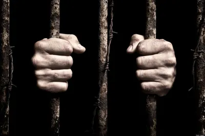 В ЮКО в 9 годам тюрьмы приговорили экс-главу УБОП